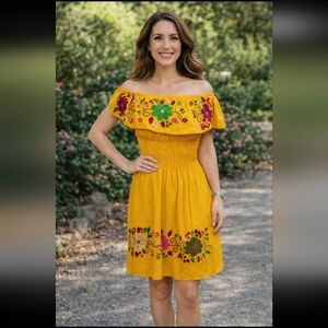 Mexican Embroided dress NWOT